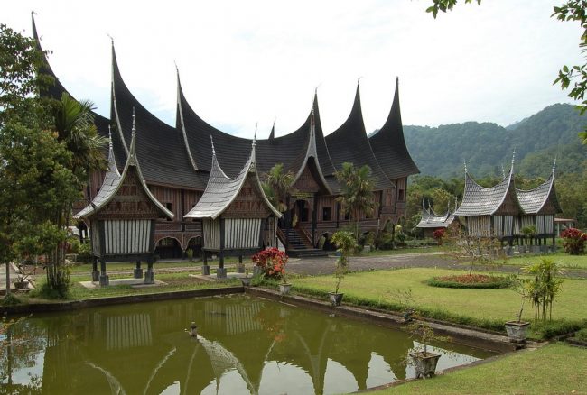 Gambar Nama Rumah Adat Sumatera Barat Dan Penjelasannya Images