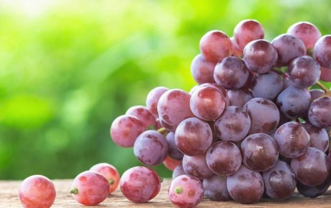 7 Manfaat Buah Anggur  Yang Sangat Baik Bagi Kesehatan